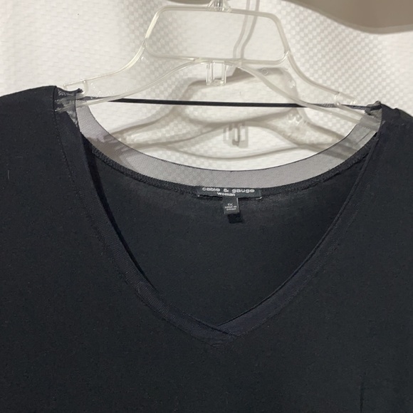 Cable & Gauge 1x black swing top super soft asymmetrical hemline nwot - Picture 2 of 10